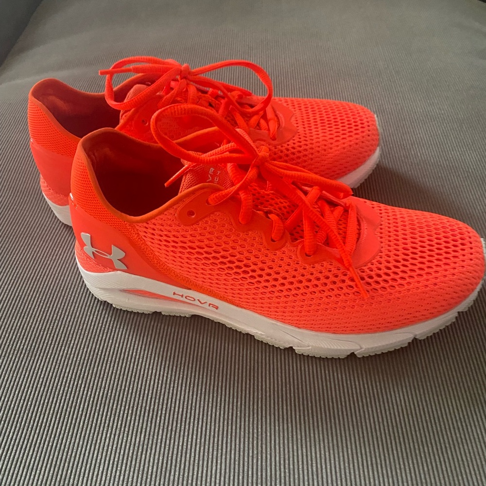 UA HOVR Sonic 4 running shoes